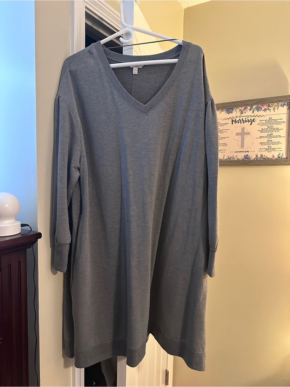 Terra & Sky Relaxed V-Neck Long Sleeve Gray Dress